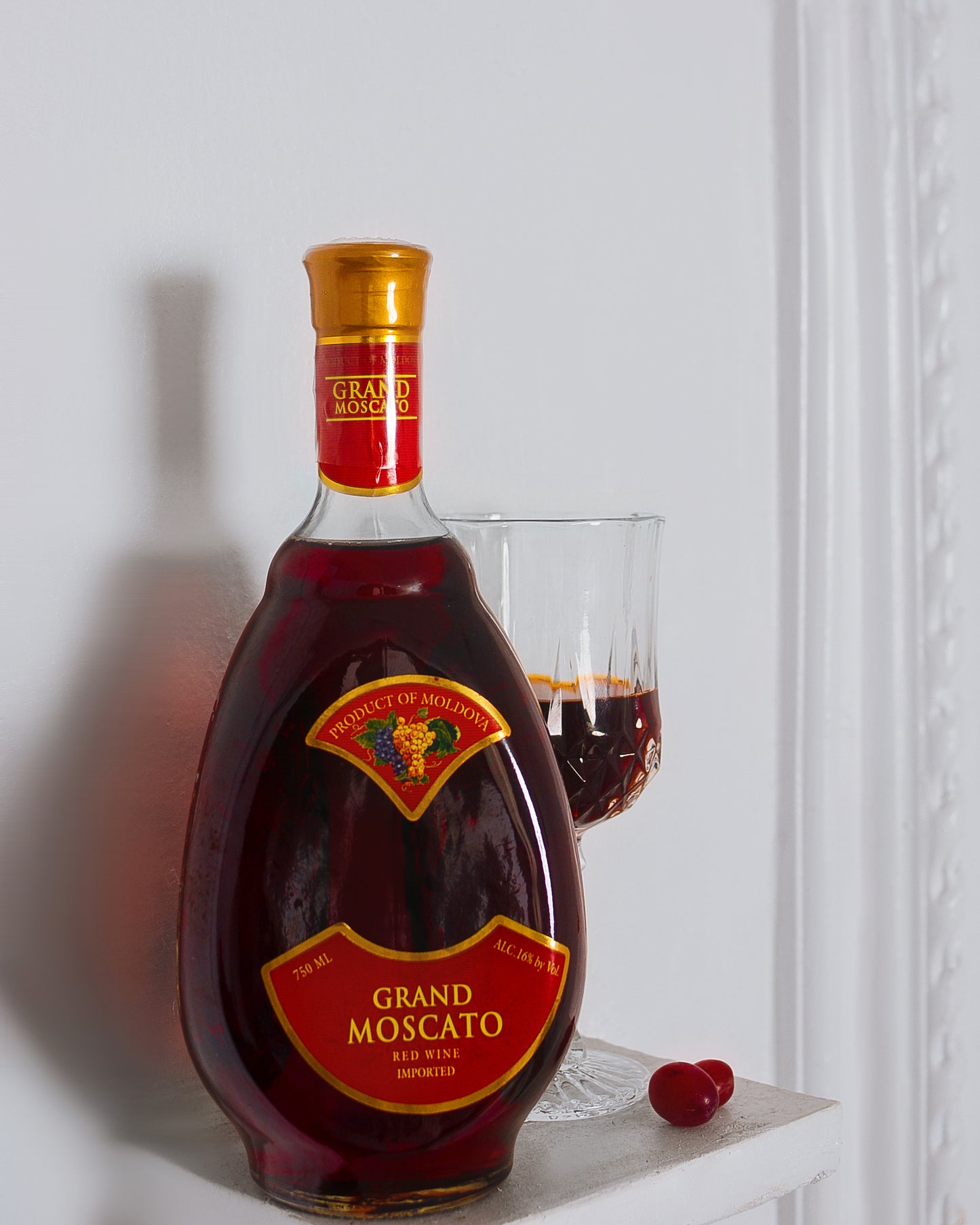 Grand Moscato Wine -Red